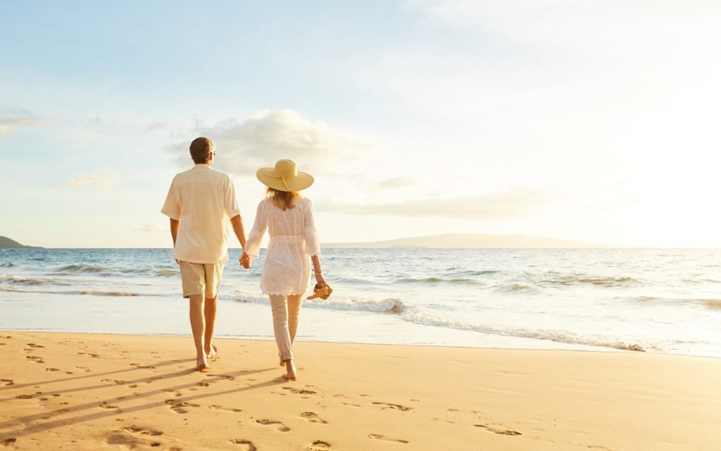 14 Ultimate Outdoor Cheap but Creative Date Ideas for Summer Nights