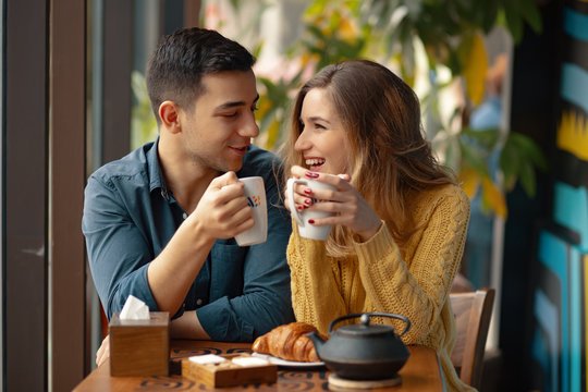13 Low Budget Date Ideas That Feel Like a Movie Scene