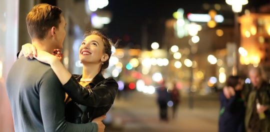 7 Easy Mood Date Ideas That Feel Deeply Romantic
