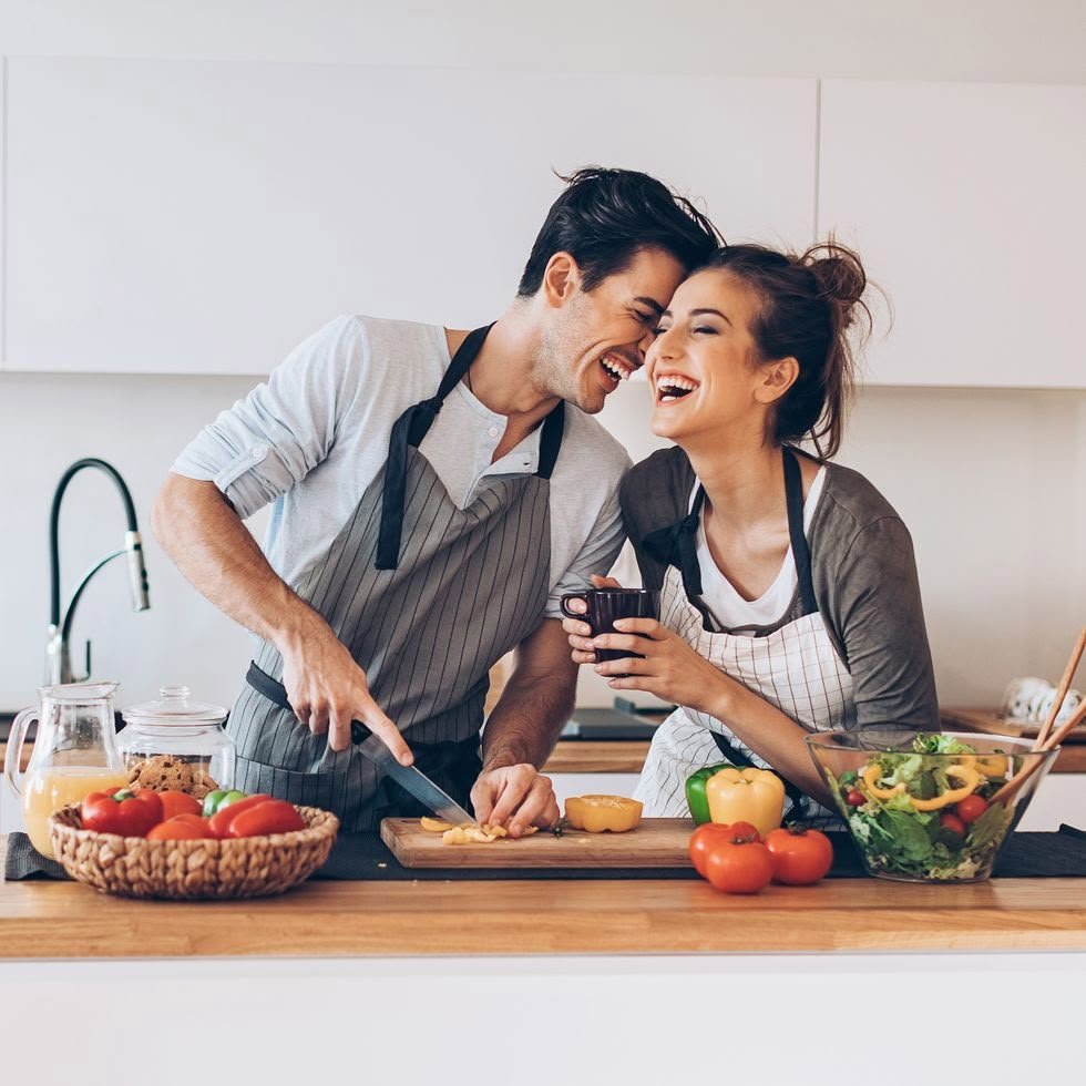 8 Powerful Low Budget Date Ideas for Couples at Home