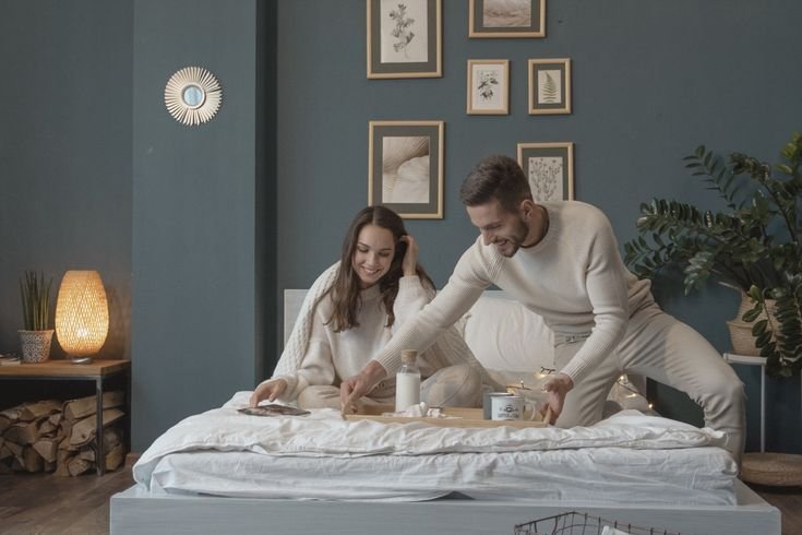 9 Smart Home Date Ideas That Beat Going Out
